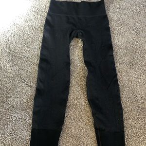 Lululemon seamless Grey leggings Sz 6 ebb to street